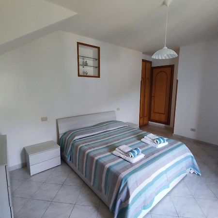 Eden Tra I Limoni Apartment Minori Bagian luar foto