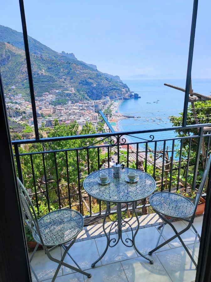 Eden Tra I Limoni Apartment Minori Bagian luar foto
