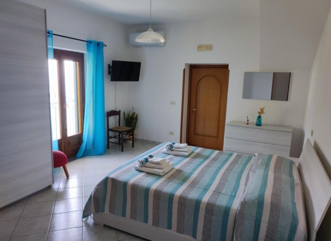 Eden Tra I Limoni Apartment Minori Bagian luar foto